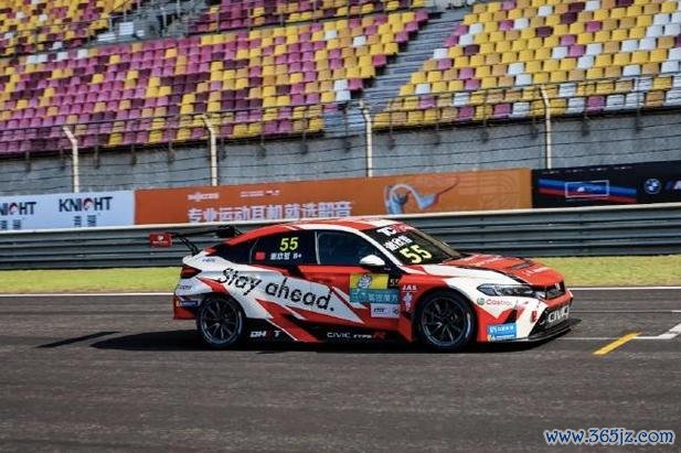 CTCC上海嘉定站首回合决赛：Jack Young再下一城