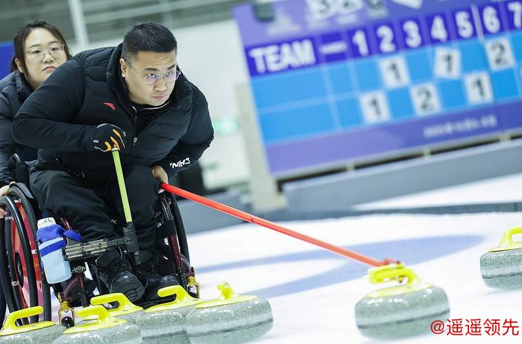 中国轮椅冰壶队、残奥冰球队全力备战米兰冬残奥会