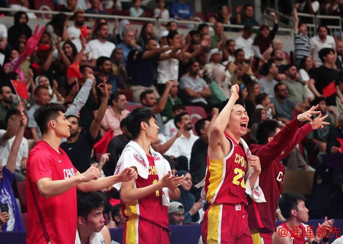 中国队夺中学生篮球亚锦赛双冠